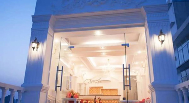 Phung Hoang Gold Palace, Забронировать Отель СПА-отели Хошимина, рядом с Mariamman Hindu Temple, SPA-услуги