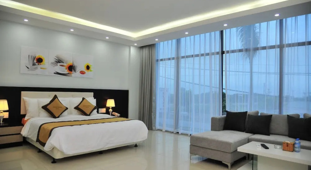 Двухместный люкс Deluxe Golden Dragon Hotel