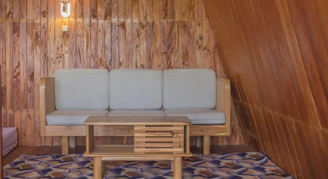 Emerald Cabin Dieng