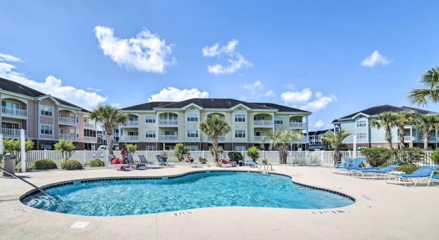 Апартаменты Tasteful Myrtle Beach Condo With Patio & Pool!