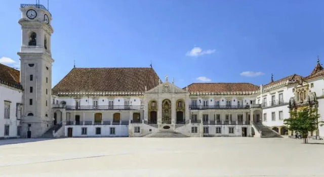 AQ 188 guesthouse, Забронировать Хостел Хостелы Коимбры, рядом с Casa Museu Bissaya Barreto, Хостел