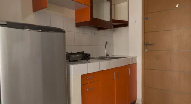 Camera doppia Standard con balcone RedDoorz Apartment @ Margonda Residence