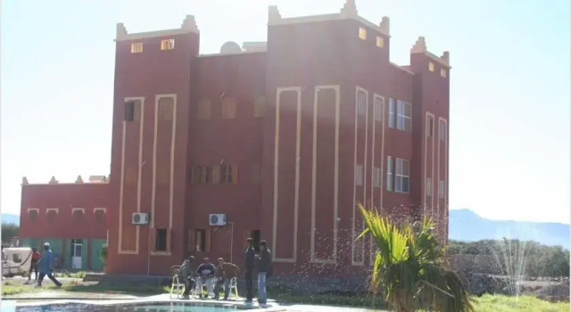Hotel Elfayja, Rezerwuj Hotel Hotele w Souss-Massa-Draa z basenem, Basen