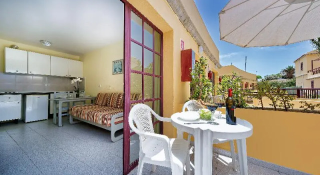 Бунгало Bungalows Maspalomas Oasis Club - All Inclusive
