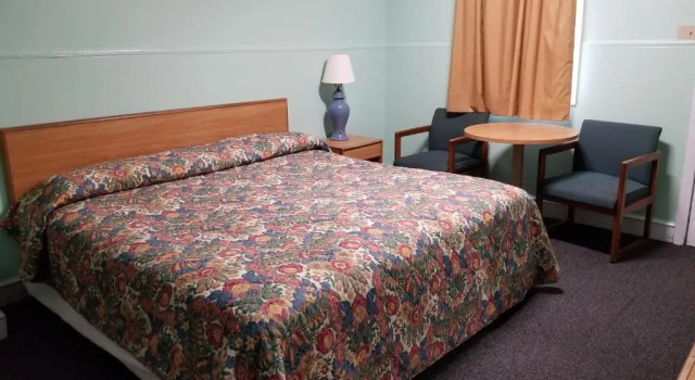 Номер Standard Economy Inn