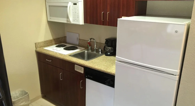Семейный люкс Hawthorn Suites by Wyndham Rancho Cordova/Folsom
