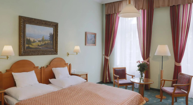Hotel Pavlov, Забронировать Отель Отели Карловых Варов 3 звезды, рядом с Музей Яна Бехера, 3*