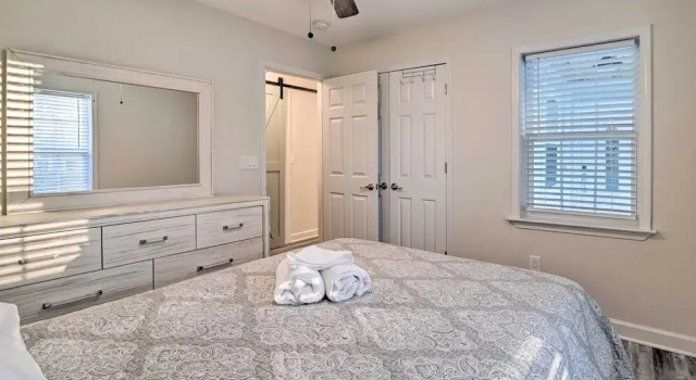 Murrells Inlet Home with Fire Pit Near Beaches, Забронировать Отель Отели Южной Каролины 3 звезды, 3*