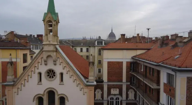 Moon street, Varaa Hotelli Budapest Budapest
