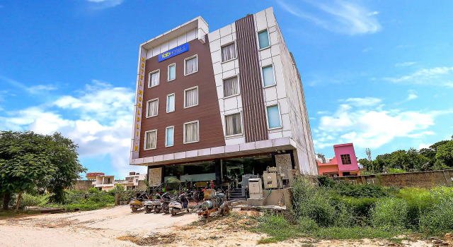 FabHotel World Link, Забронировать Отель Taj Ganj Таджгандж