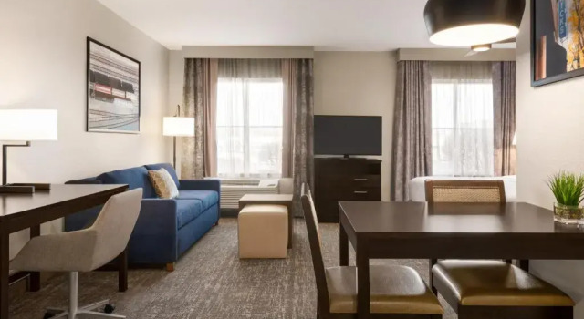 Номер Standard Homewood Suites Fort Wayne