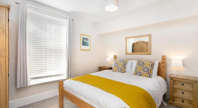 Salt Lane Apartments
