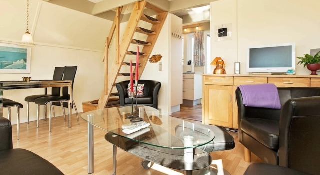 Breathtaking Holiday Home in Gedser Zealand With Balcony, Book Vacation Home Cottages in Gedser, Cottage