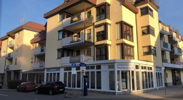 Апартаменты NEU Bayreuth direkt im Zentrum und am Hofgarten 150qm mit Klima, 2 Balkons, Aufzug, Familienfreundlich