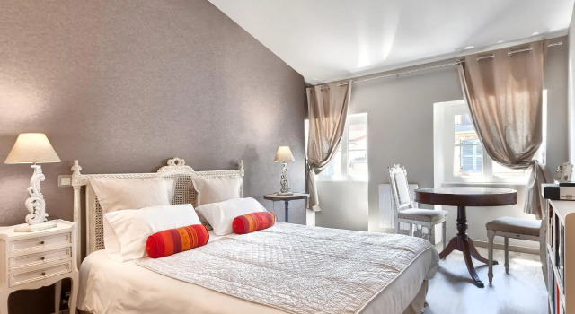 Cour des Dames, Prenota Hotel Hotel a Aquitania con colazione, Colazione