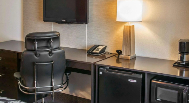 Четырёхместный номер Standard Sleep Inn & Suites Shreveport near Medical Center