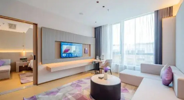 Люкс Deluxe Lavande Hotel Guangzhou Nansha Dagang Central Branch