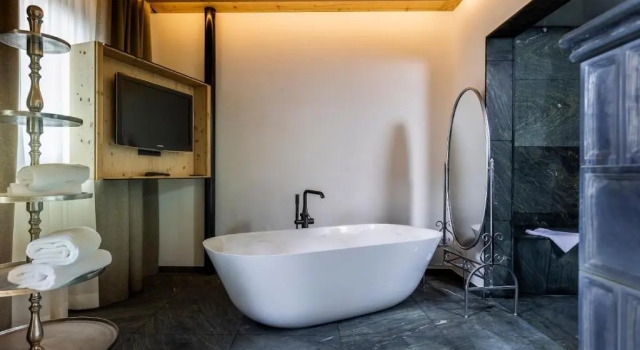 Люкс Almwellness-Resort Tuffbad