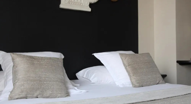 Двухместный номер Comfort Logis Hotel Restaurant Le Cheval Blanc