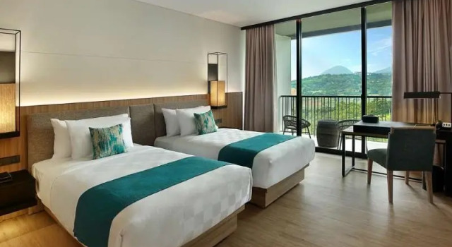 Standard Doppel Zimmer Royal Tulip Gunung Geulis Resort and Golf