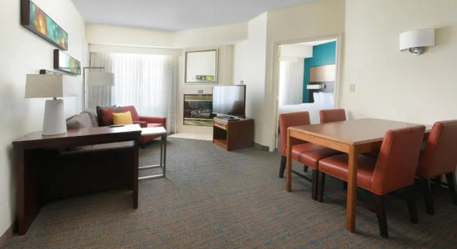 Люкс с 2 комнатами Residence Inn Dallas Park Central