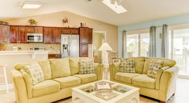 Коттедж Ocean Walk, 2 Bedrooms, Sleeps 6, Ocean Views, New Pool