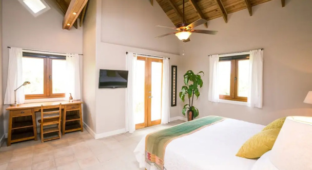 Blue Tang 4 Bedroom Home, Rezervovat Hotel Sandy Bay Roatán