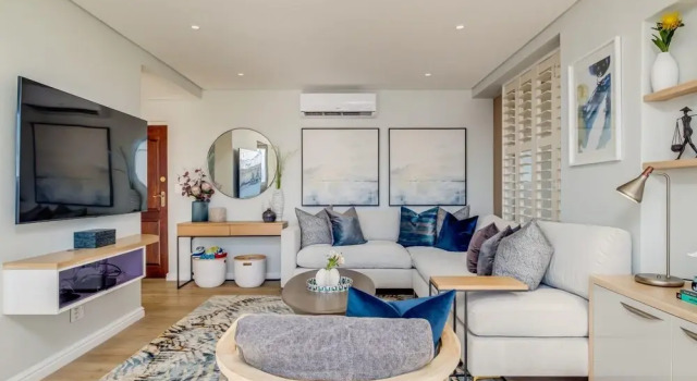 Exquisite Apartment in Mouille Point Near to Golf Course