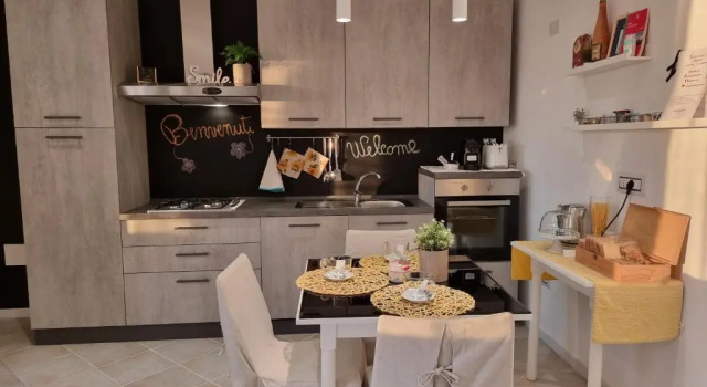 B&B Tiu Angalu 14, Забронировать Отель «постель и завтрак» Отели в центре Сорсо, в центре
