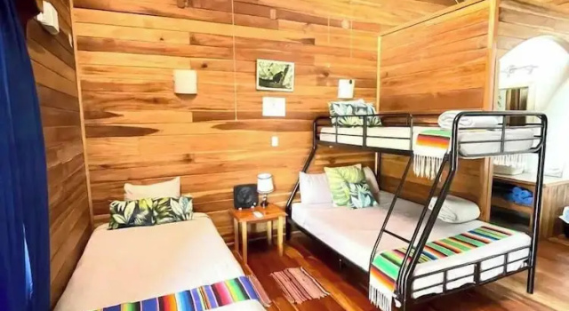 Rodzinny domek wiejski 3 pokoje z widokiem na basen Pangea Lodge
