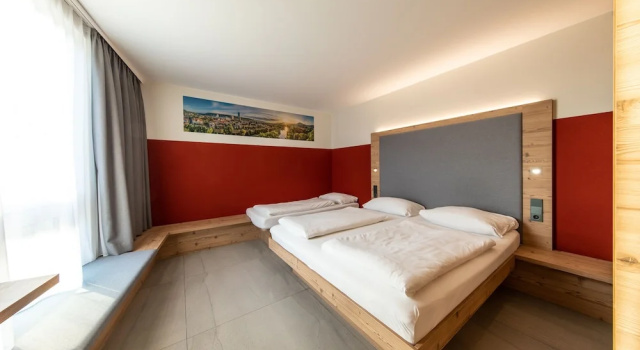 Трёхместный номер Standard с видом на город FAIR RESORT All Inclusive Wellness & SPA Hotel Jena