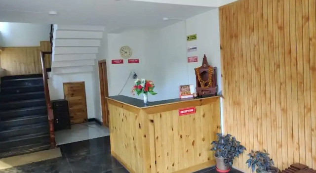 Hotel Jamla Inn, Забронировать Отель Отели Манали с парковкой, Парковка
