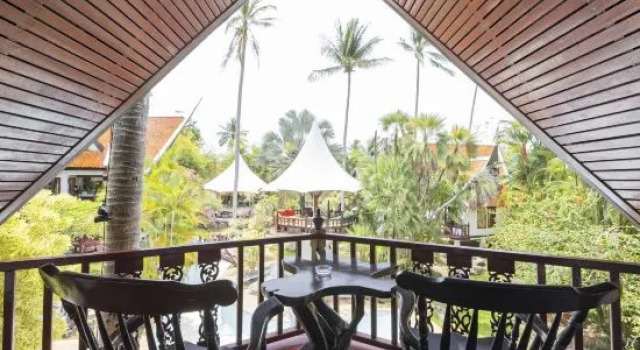 Coco palace resort 8bedrooms Thai style villas, Забронировать Курортный отель Раваи 