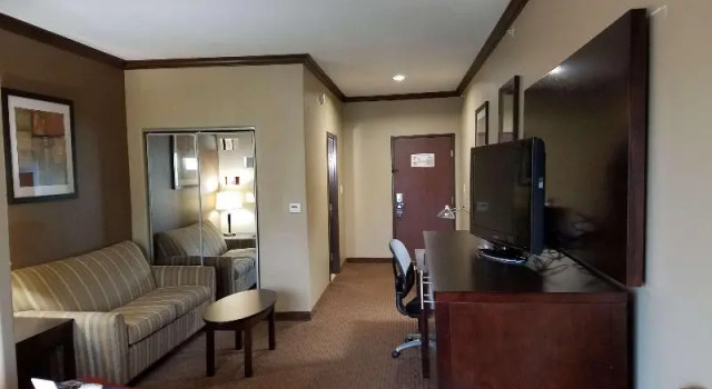 Номер Standard с 2 комнатами Best Western Plus Texoma Hotel & Suites
