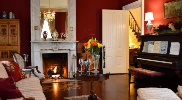 The Gables Wine Country Inn, Забронировать Отель «постель и завтрак» Санта-Роза Wine Country - Northern California