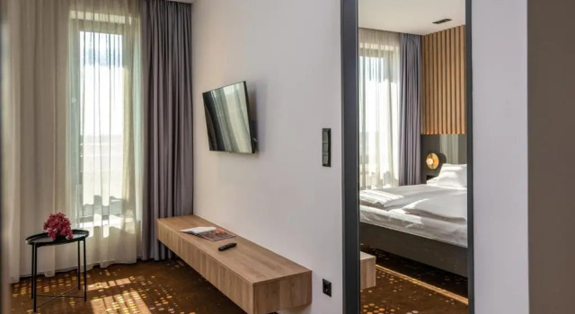 Люкс Flow Hotel & Conference