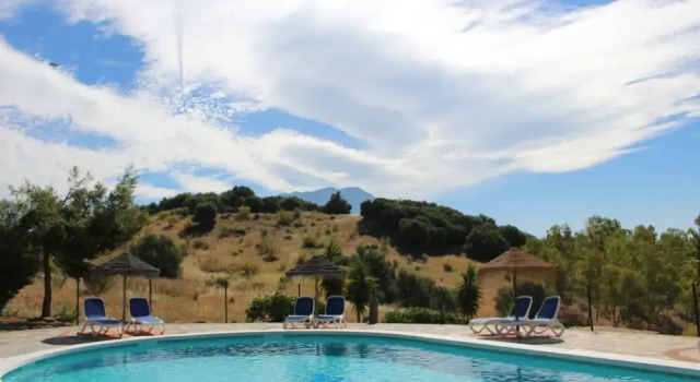 Коттедж Stay in Huetor, Rural Tourism in the Heart of Andalusia