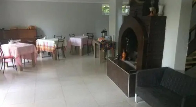 guest house QEDI, Réserver Maison d'hôtes Jvari 