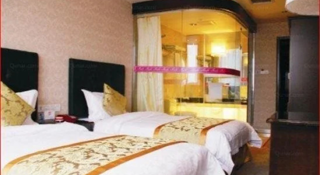 Yuanhua Hotel, Varaa Hotelli Hotellit Sichuan pysäköinnillä, Pysäköinti
