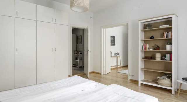 Апартаменты Superior 2ndhomes Central 85m2 2BR Apartment