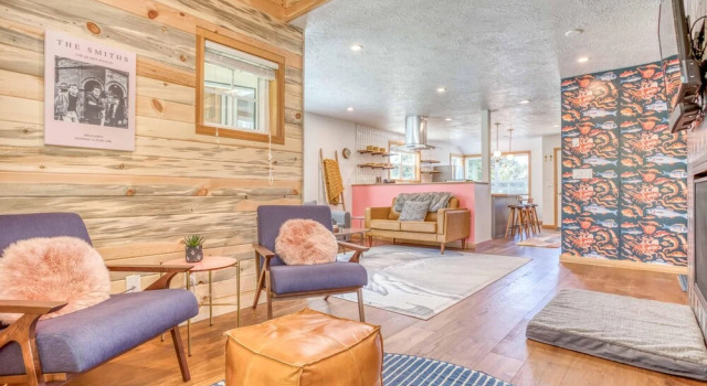 Nautical by Nature, Prenota Hotel Pacific City 