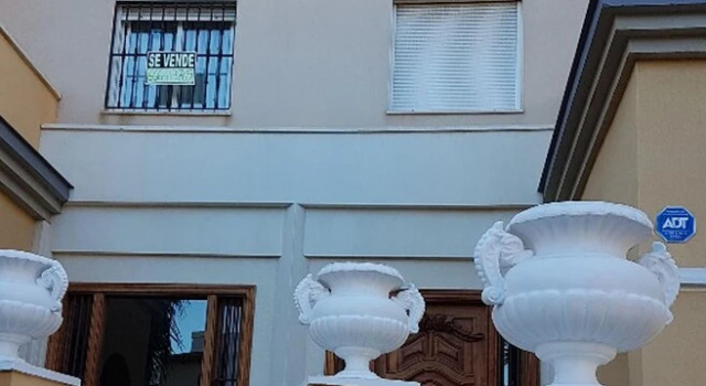 Beautiful apartment with sea view and close to the beach of Los Locos