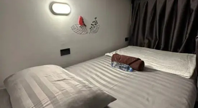 Кровать в общем номере (мужской номер) Bangkok Sleep Nest