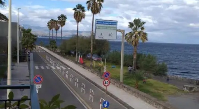 Esclusivo 100mq con vista mare, Book Apartment Hotels in Sicily with Parking, Parking