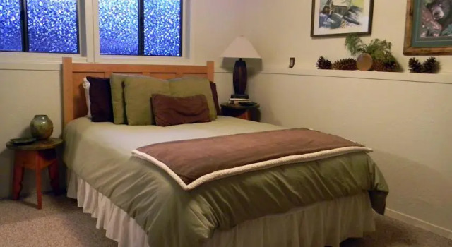 Ebbetts Pass Visitors Center & Bear's Lair Inn, Reserva ahora Hotel Arnold California