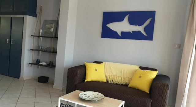The Blue Shark Ocean View Studio, Забронировать Апартаменты/квартира Умкомас Durban South Coast