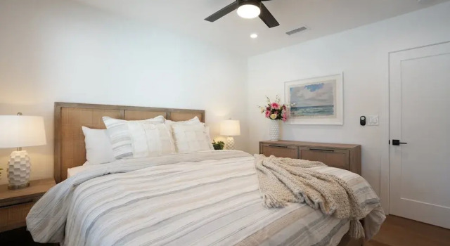 4 bedroom, 2 bathrooms, Réserver Hôtel Floral Park Californie