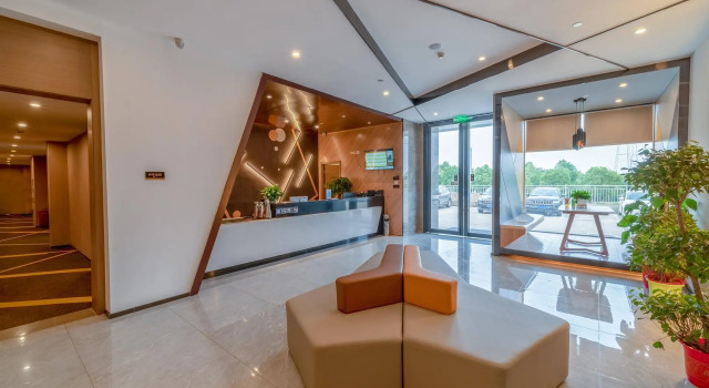 IU Hotels· Wuhan Hanyang Avenue Huangjinkou Metro Station, Varaa Hotelli Hanyang 