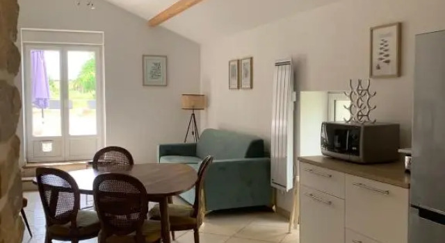 Gîtes bo bis - Maisonnette de charme - Vougeot, Забронировать Отель Вужо 