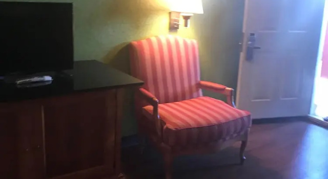 Номер Economy Day N Night Inn